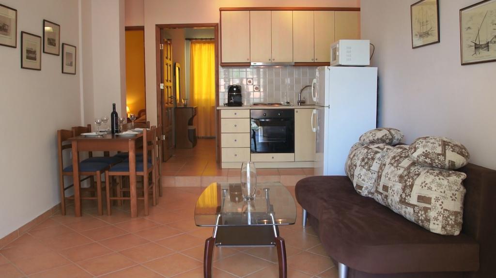 Santafemia Apartment Agia Efimia Phòng bức ảnh