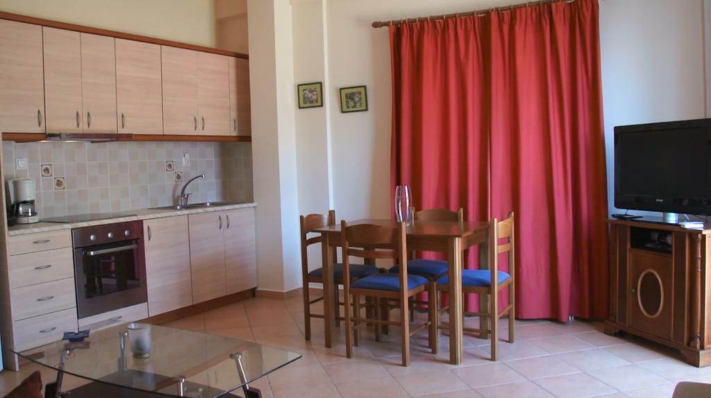 Santafemia Apartment Agia Efimia Phòng bức ảnh
