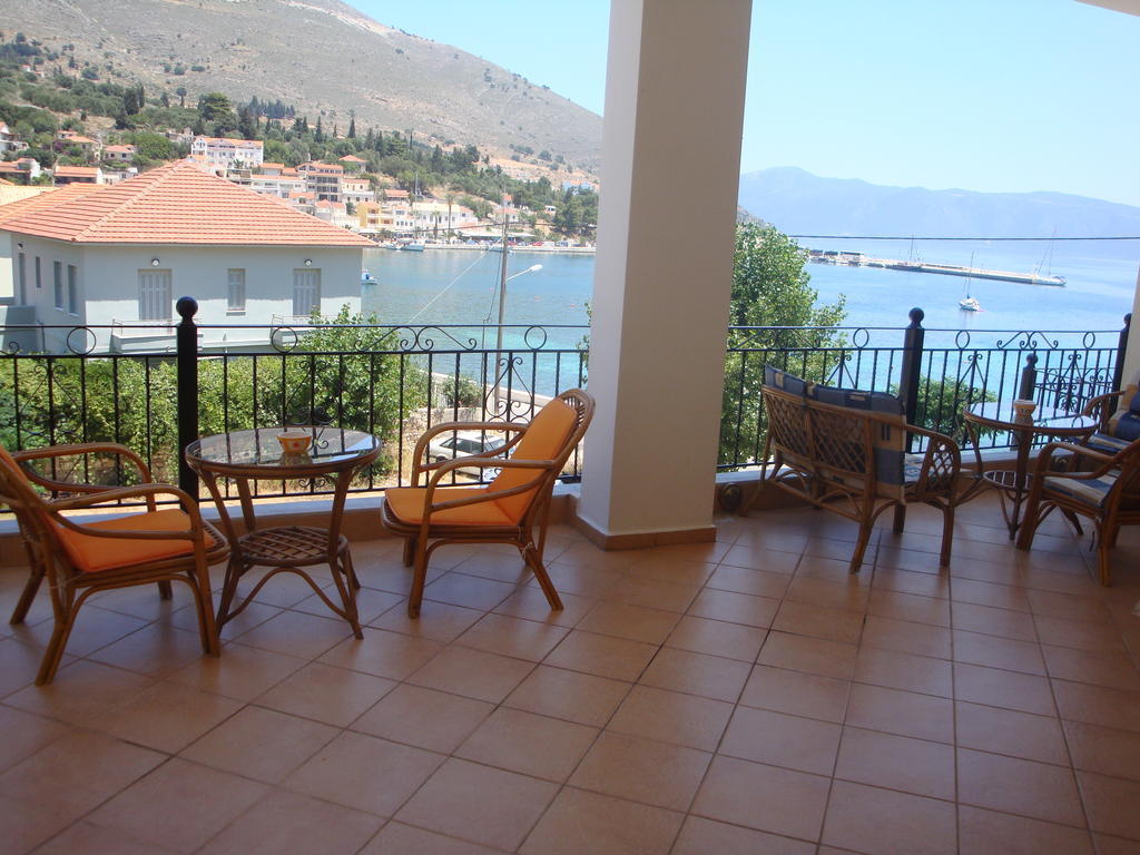 Santafemia Apartment Agia Efimia Ngoại thất bức ảnh