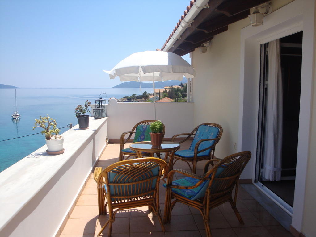 Santafemia Apartment Agia Efimia Phòng bức ảnh